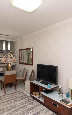 Casa à venda com 120m², 2 quartos e 1 vaga Casa à venda com 120m², 2 quartos e 1 vagaSala