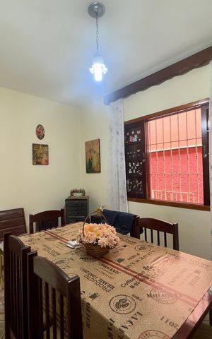 Casa à venda com 200m², 3 quartos e 2 vagasQuarto 3