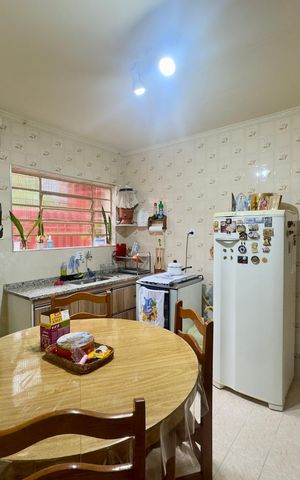 Casa à venda com 200m², 3 quartos e 2 vagasCozinha