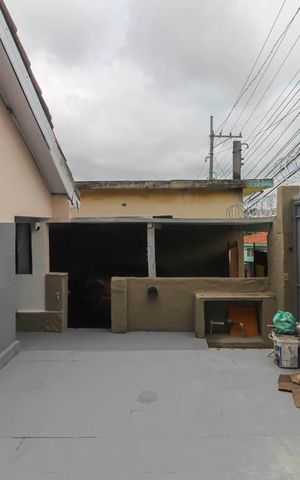 Casa à venda com 105m², 1 quarto e 2 vagas Casa à venda com 105m², 1 quarto e 2 vagasÁrea de Serviço