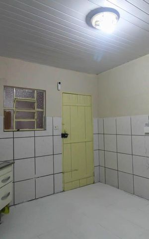 Casa à venda com 105m², 1 quarto e 2 vagas Casa à venda com 105m², 1 quarto e 2 vagasCozinha