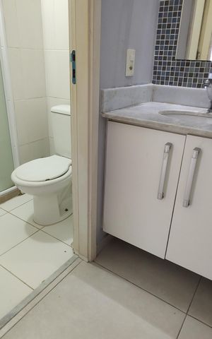 Apartamento à venda com 51m², 2 quartos e 1 vaga Apartamento à venda com 51m², 2 quartos e 1 vagaBanheiro Social