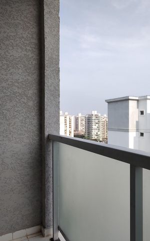 Apartamento à venda com 51m², 2 quartos e 1 vaga Apartamento à venda com 51m², 2 quartos e 1 vagaVaranda