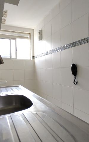 Apartamento à venda com 51m², 2 quartos e 1 vaga Apartamento à venda com 51m², 2 quartos e 1 vagaCozinha - Armários
