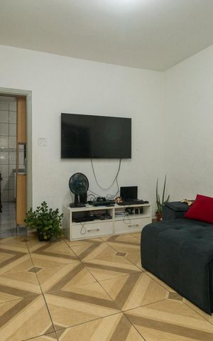 Casa à venda com 300m², 7 quartos e 2 vagas Casa à venda com 300m², 7 quartos e 2 vagasSala 1