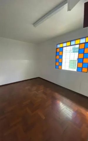 Casa para alugar com 531m², 4 quartos e 3 vagas
