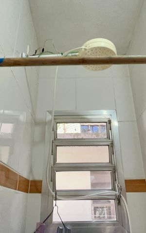 Casa à venda com 180m², 4 quartos e 2 vagas Casa à venda com 180m², 4 quartos e 2 vagasBanheiro de serviço