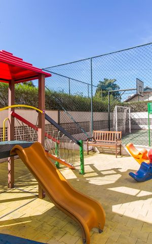 Apartamento à venda com 107m², 3 quartos e 2 vagasÁrea comum - Playground