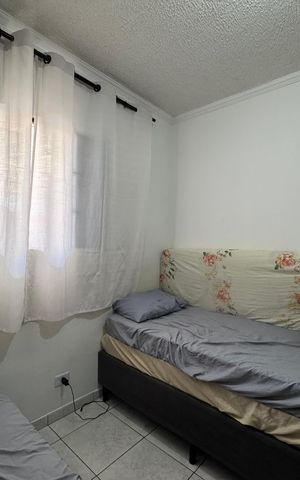 Casa à venda com 52m², 2 quartos e 1 vaga Casa à venda com 52m², 2 quartos e 1 vagaQuarto 1