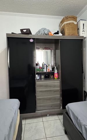 Casa à venda com 52m², 2 quartos e 1 vaga Casa à venda com 52m², 2 quartos e 1 vagaQuarto 1