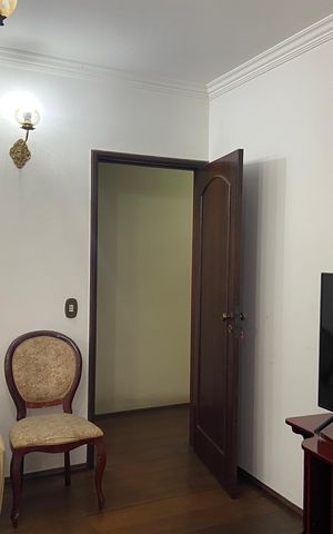 Casa à venda com 500m², 2 quartos e 6 vagasSala