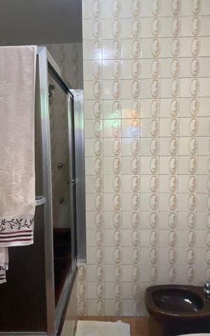 Casa à venda com 500m², 2 quartos e 6 vagasBanheiro da Suíte 3