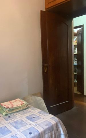 Casa à venda com 500m², 2 quartos e 6 vagasQuarto 2