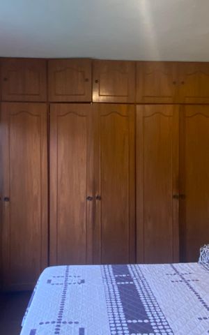 Casa à venda com 500m², 2 quartos e 6 vagasSuíte