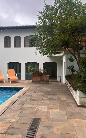 Casa à venda com 500m², 2 quartos e 6 vagasÁrea comum