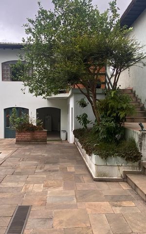 Casa à venda com 500m², 2 quartos e 6 vagasÁrea comum