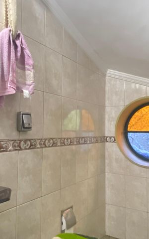 Casa à venda com 500m², 2 quartos e 6 vagasLavabo