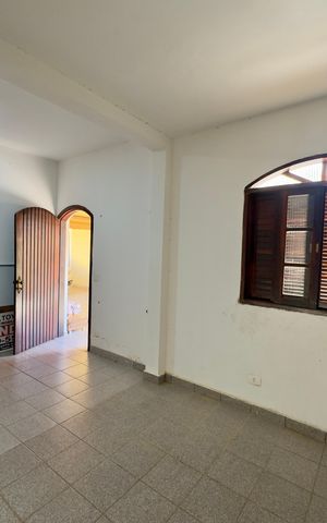 Casa à venda com 480m², 5 quartos e 4 vagas Casa à venda com 480m², 5 quartos e 4 vagasDepósito