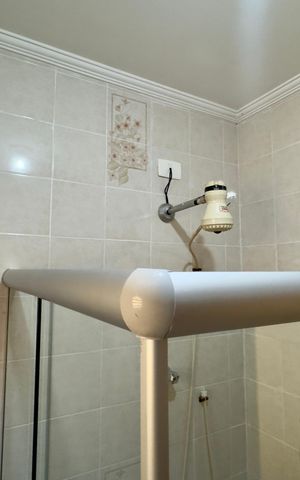 Casa à venda com 480m², 5 quartos e 4 vagas Casa à venda com 480m², 5 quartos e 4 vagasBanheiro 5