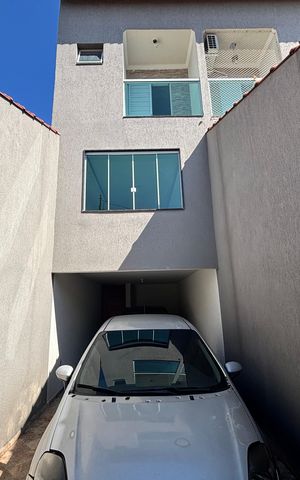 Casa à venda com 95m², 3 quartos e 2 vagasGaragem