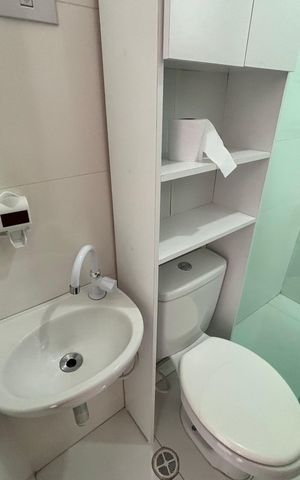 Casa à venda com 95m², 3 quartos e 2 vagasbanheiro 2