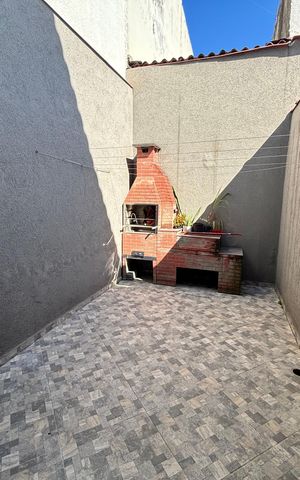Casa à venda com 95m², 3 quartos e 2 vagasÁrea comum - Churrasqueira