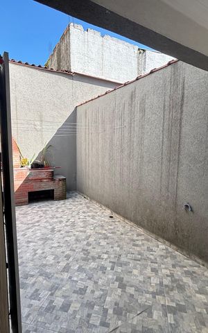 Casa à venda com 95m², 3 quartos e 2 vagasÁrea de Serviço