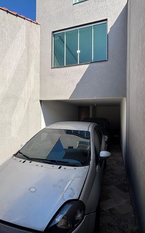 Casa à venda com 95m², 3 quartos e 2 vagasGaragem