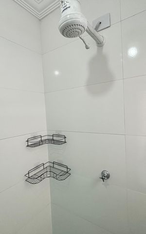 Casa à venda com 95m², 3 quartos e 2 vagasbanheiro 2