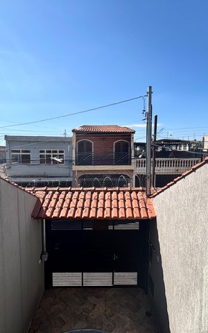 Casa à venda com 95m², 3 quartos e 2 vagasVista da Sala