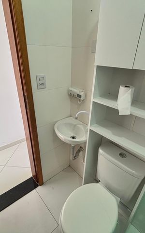 Casa à venda com 95m², 3 quartos e 2 vagasbanheiro 2
