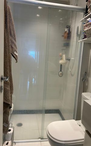 Apartamento à venda com 54m², 2 quartos e 2 vagas Apartamento à venda com 54m², 2 quartos e 2 vagasBanheiro