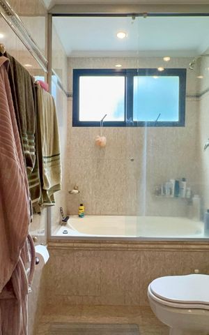 Apartamento para alugar com 72m², 1 quarto e 1 vaga Apartamento para alugar com 72m², 1 quarto e 1 vagaBanheiro da Suíte