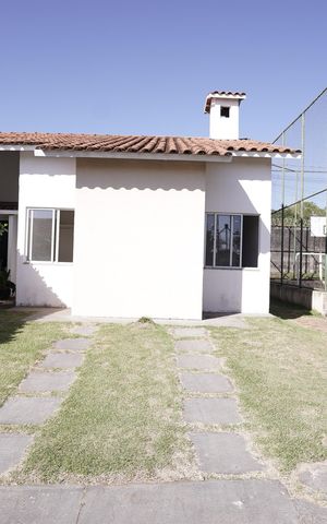 Casa de condomínio à venda com 73m², 3 quartos e 2 vagas