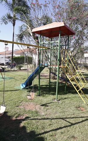Casa de condomínio à venda com 73m², 3 quartos e 2 vagas