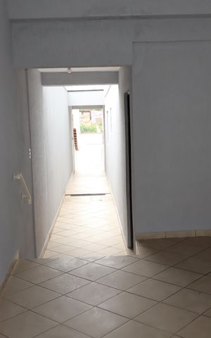 Casa à venda com 250m², 3 quartos e 2 vagasGaragem