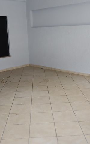 Casa à venda com 250m², 3 quartos e 2 vagasGaragem