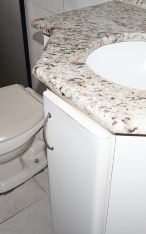 Casa à venda com 250m², 3 quartos e 2 vagasBanheiro 1