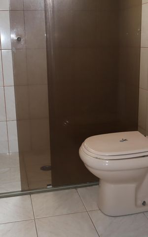 Casa à venda com 250m², 3 quartos e 2 vagasBanheiro 2