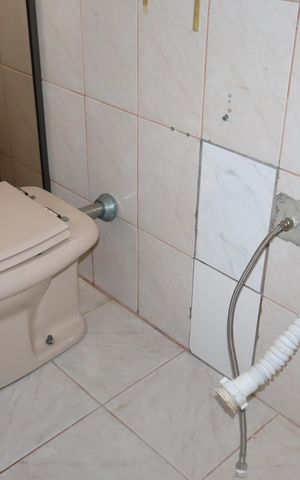 Casa à venda com 250m², 3 quartos e 2 vagasBanheiro 2