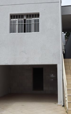 Casa à venda com 250m², 3 quartos e 2 vagasQuintal