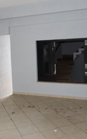 Casa à venda com 250m², 3 quartos e 2 vagasGaragem