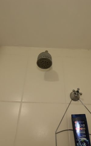 Apartamento à venda com 51m², 2 quartos e 1 vagaBanheiro - Chuveiro