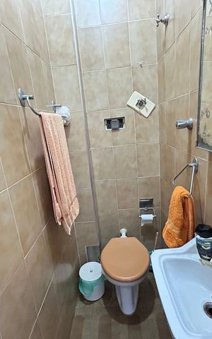 Casa à venda com 220m², 3 quartos e 3 vagasLavabo