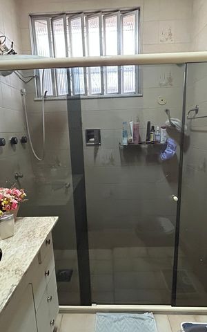 Casa à venda com 220m², 3 quartos e 3 vagasBanheiro Social