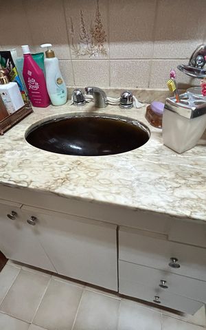Casa à venda com 220m², 3 quartos e 3 vagasBanheiro Social