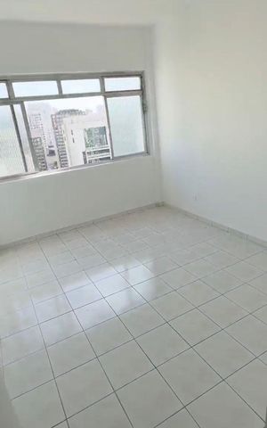 Apartamento à venda com 81m², 3 quartos e 1 vaga Apartamento à venda com 81m², 3 quartos e 1 vagaSala