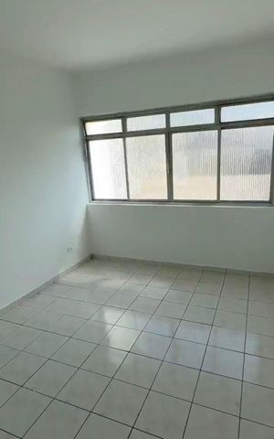 Apartamento à venda com 81m², 3 quartos e 1 vaga Apartamento à venda com 81m², 3 quartos e 1 vagaSala