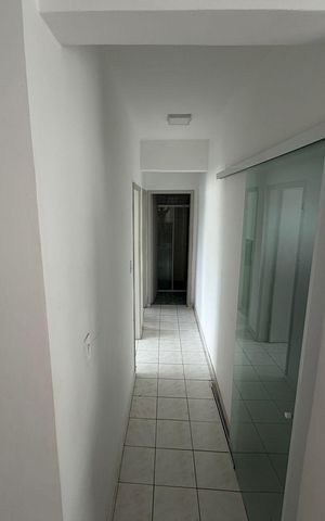 Apartamento à venda com 81m², 3 quartos e 1 vaga Apartamento à venda com 81m², 3 quartos e 1 vagaCorredor