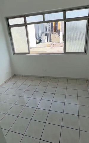 Apartamento à venda com 81m², 3 quartos e 1 vaga Apartamento à venda com 81m², 3 quartos e 1 vagaSala